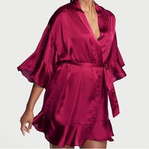 Victorias Secret Satin Robe (NWT)